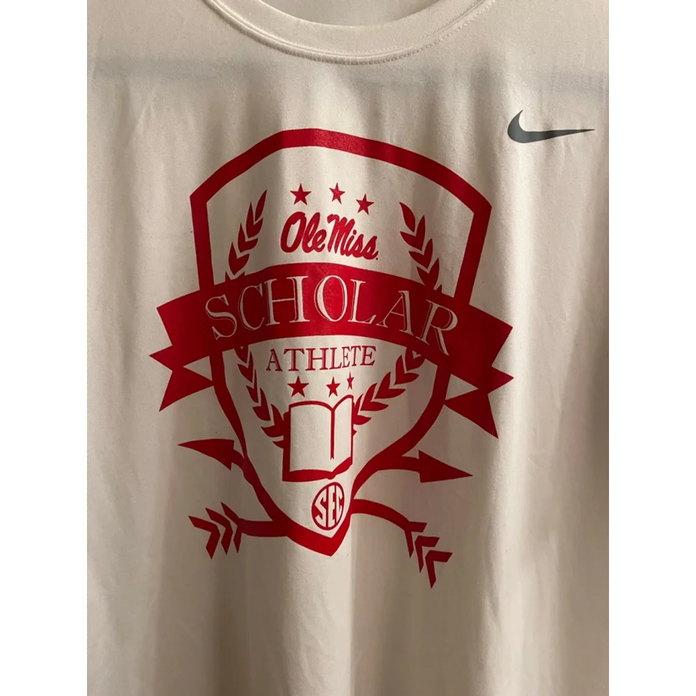 NIKE MEN’S OLE MISS 3.0 SCHOLAR TEE~ LG